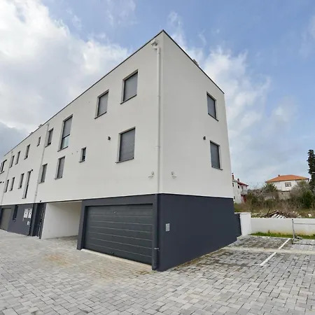 Ana Diklo Apartmán *