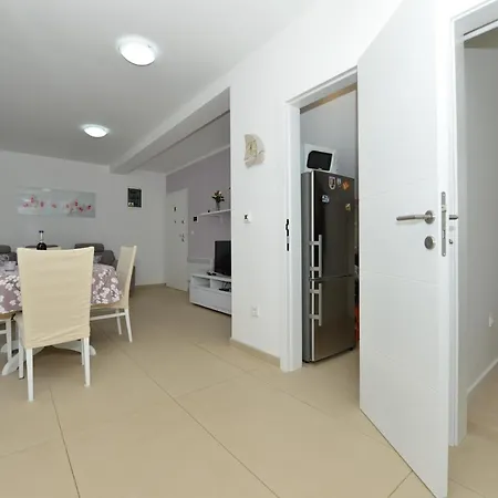 Apartmán Ana Diklo