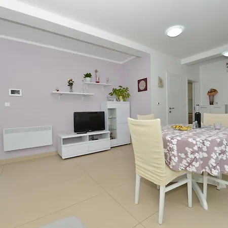 Apartmán Ana Diklo *