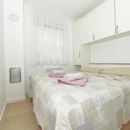 Ana Diklo Apartment Zadar